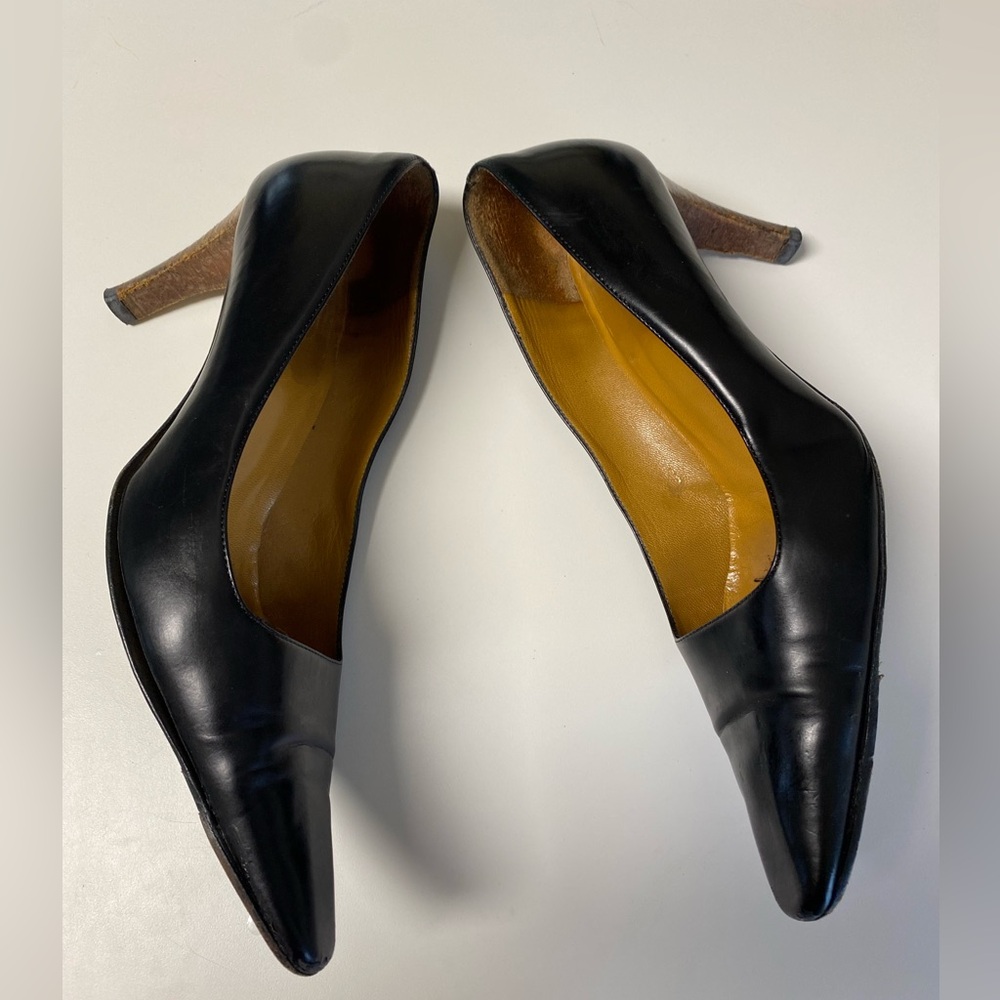 Gucci Vintage Black Court Heels - Picture 4 of 16